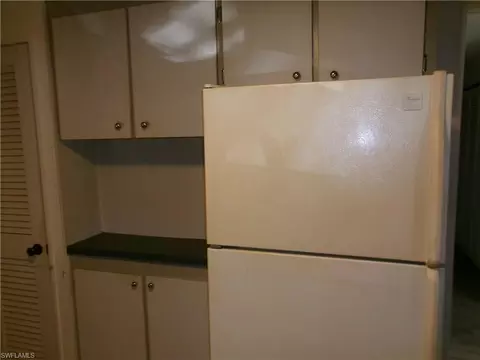 Kitchen - 2 Monaco Ter, Naples, FL 34112 photo 2 of 3