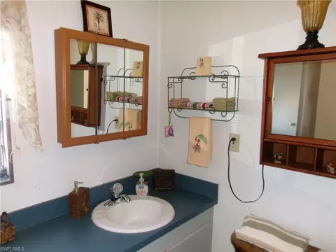 Bath - 2 Monaco Ter, Naples, FL 34112 photo 2 of 3