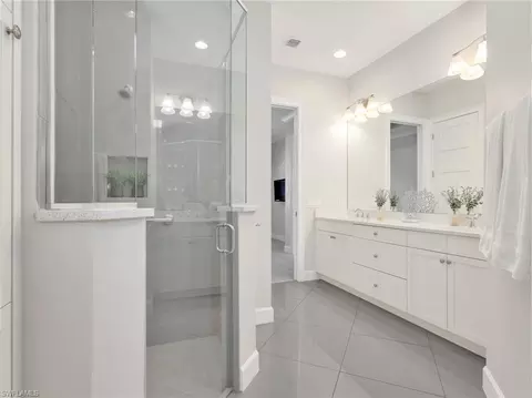 Bath - 6805 Bequia Way, Naples, FL 34113 photo 2 of 3