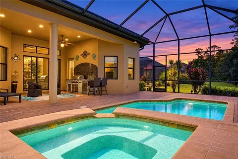 8677 Mercado Ct, Fort Myers, FL 33912