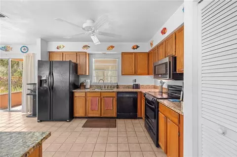 Kitchen - 191 4th St NE, Naples, FL 34120 photo 4 of 5