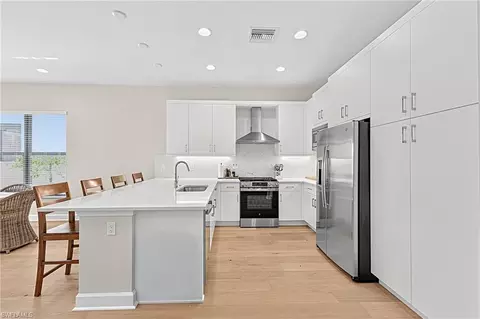 Kitchen - 21013 Teak Tree Ter, Estero, FL 33928 photo 1 of 2