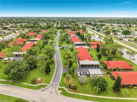 View/Area - 2017 Pine Isle Ln, Naples, FL 34112 photo 2 of 5
