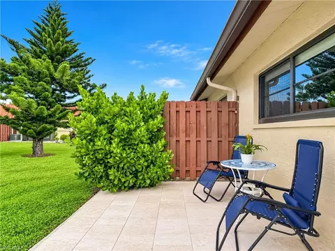 Exterior - 2017 Pine Isle Ln, Naples, FL 34112 photo 9 of 21