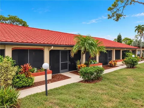 Exterior - 2017 Pine Isle Ln, Naples, FL 34112 photo 16 of 21