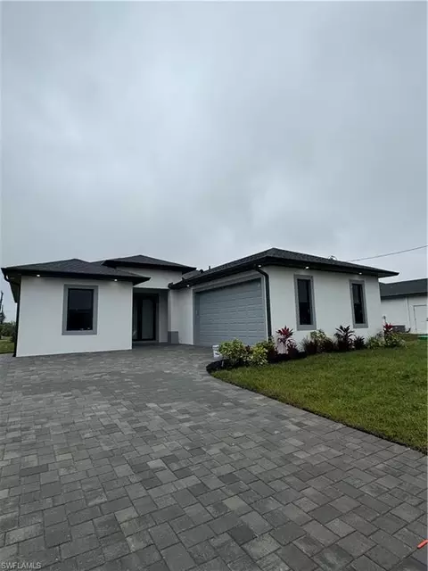 3107 9th St SW, Lehigh Acres, FL 33976
