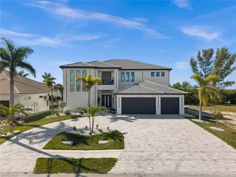 3512 Surfside Blvd, Cape Coral, FL 33914