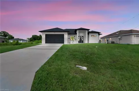 3724 7th St SW, Lehigh Acres, FL 33976