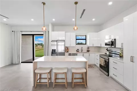 Kitchen - 4157 68th Ave NE, Naples, FL 34120 photo 1 of 2