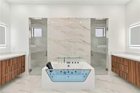 Bath - 98 10th St NE, Naples, FL 34120 photo 2 of 6