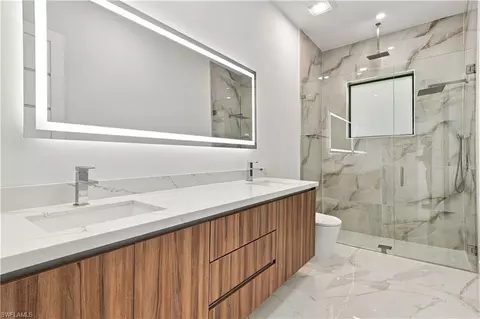 Bath - 98 10th St NE, Naples, FL 34120 photo 4 of 6