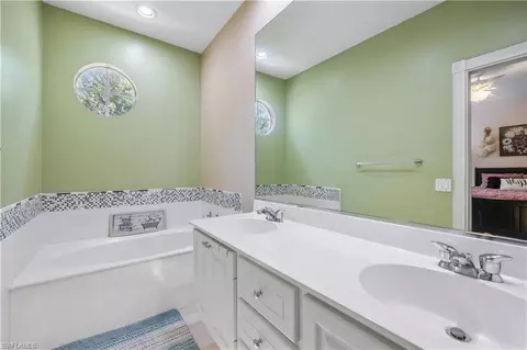 Bath - 3478 Bravada Way, Naples, FL 34119 photo 5 of 5