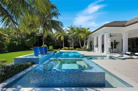 Exterior - 112 Hickory Rd, Naples, FL 34108 photo 7 of 13