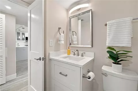 Bath - 29 High Point Cir E #204, Naples, FL 34103 photo 5 of 6