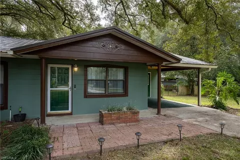 Exterior - 16564 NE 25th Ln, Williston, FL 32696 photo 4 of 23