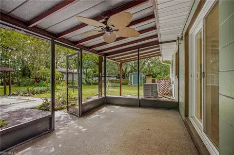 Exterior - 16564 NE 25th Ln, Williston, FL 32696 photo 5 of 23