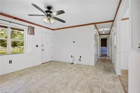 Living - 16564 NE 25th Ln, Williston, FL 32696 photo 5 of 5