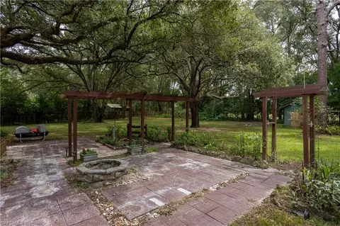 Exterior - 16564 NE 25th Ln, Williston, FL 32696 photo 8 of 23