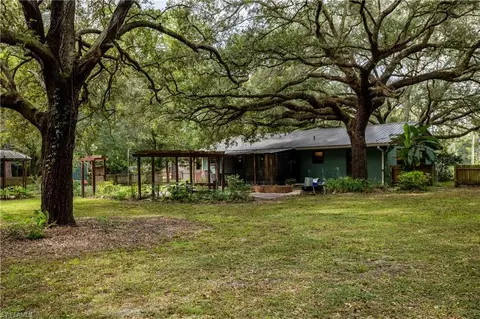 Exterior - 16564 NE 25th Ln, Williston, FL 32696 photo 17 of 23