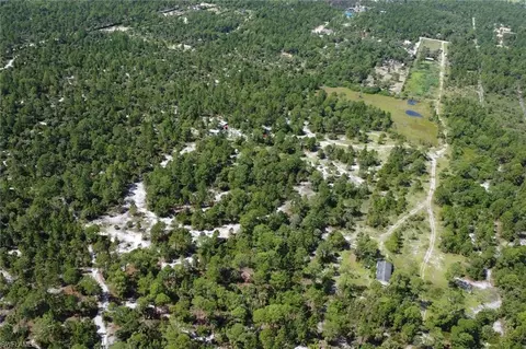 B Ivy Way, Naples, FL 34117 photo 3
