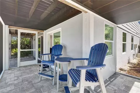 Exterior - 193 Cocohatchee St, Naples, FL 34110 photo 5 of 12