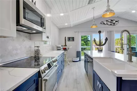 Kitchen - 193 Cocohatchee St, Naples, FL 34110 photo 1 of 4