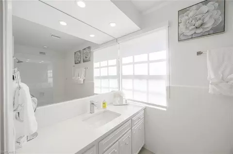 Bath - 2728 Crayton Rd, Naples, FL 34103 photo 1 of 3