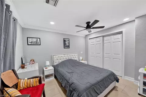 Bedroom - 6255 Cedar Tree Ln, Naples, FL 34116 photo 4 of 9