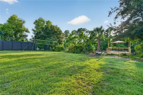 Exterior - 6255 Cedar Tree Ln, Naples, FL 34116 photo 4 of 6