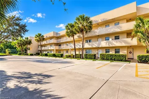 501 Forest Lakes Blvd #212, Naples, FL 34105