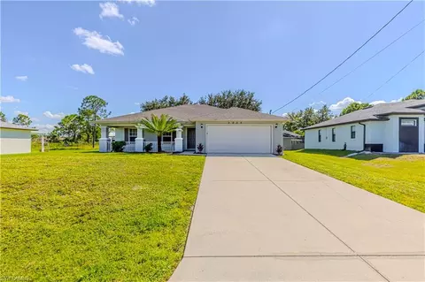 2803 42nd St W, Lehigh Acres, FL 33971