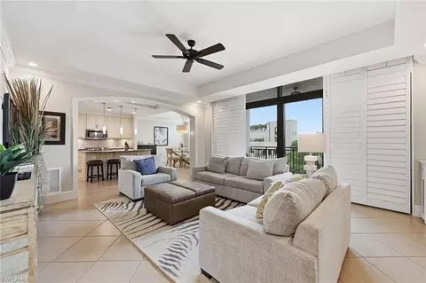 9123 Strada Pl #7207, Naples, FL 34108