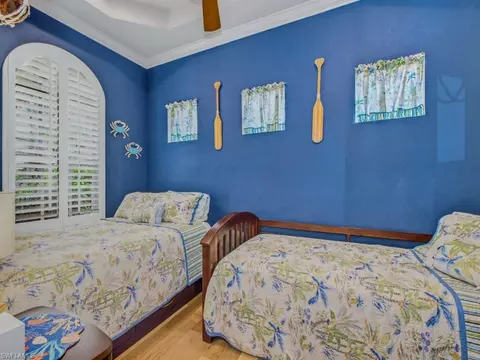 Bedroom - 5765 Mango Cir, Naples, FL 34110 photo 3 of 4