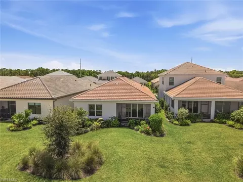 Exterior - 4564 Centaurus Cir, Naples, FL 34120 photo 10 of 13