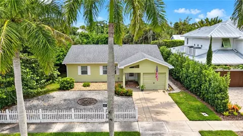 Exterior - 442 Central Ave, Naples, FL 34102 photo 11 of 13