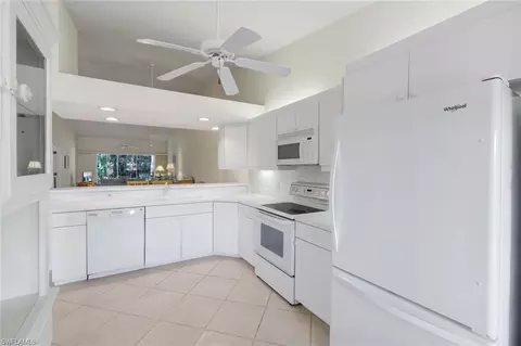 1660 Windy Pines Dr #4, Naples, FL 34112