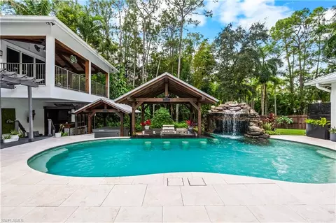 6370 Hunters Rd, Naples, FL 34109