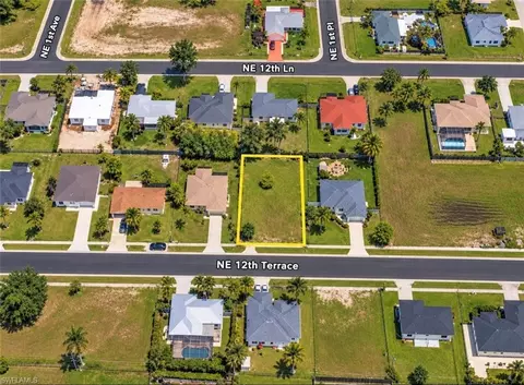 113 NE 12th Ter, Cape Coral, FL 33909