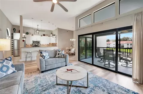 583 Beachwalk Cir #Q-203, Naples, FL 34108