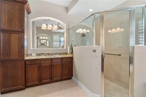 Bath - 6324 Serano Way, Naples, FL 34113 photo 2 of 4
