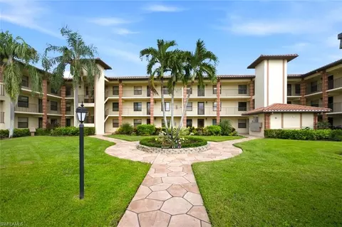 7240 Coventry Ct #329, Naples, FL 34104