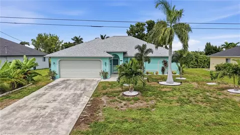 1711 SW 2nd Ter, Cape Coral, FL 33991