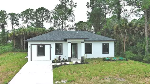 671 Kodak St, Lehigh Acres, FL 33972