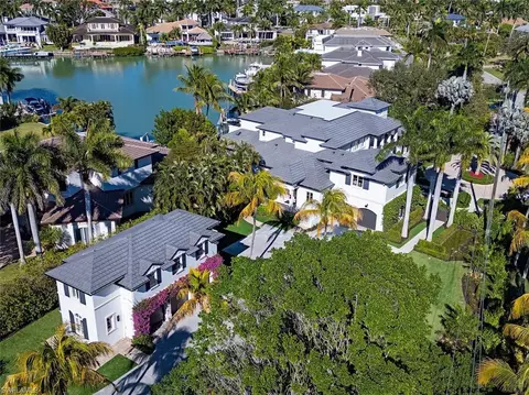 275 Spring Line Dr, Naples, FL 34102 photo 46