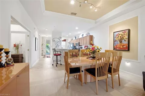 Dining - 4833 Hampshire Ct #301, Naples, FL 34112 photo 3 of 5