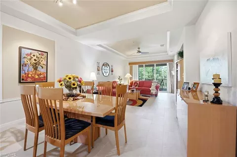 Dining - 4833 Hampshire Ct #301, Naples, FL 34112 photo 2 of 5