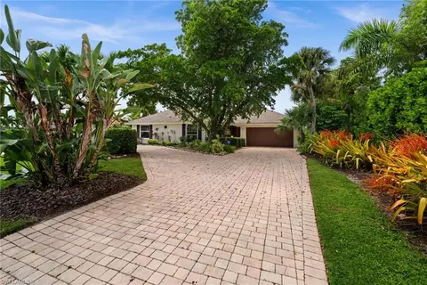 Exterior - 180 Pebble Beach Blvd, Naples, FL 34113 photo 7 of 8