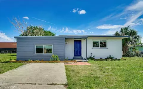 3067 Royal Palm Ave, Fort Myers, FL 33901