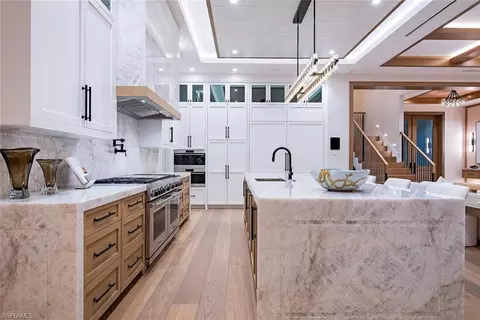 Kitchen - 1544 3rd St S, Naples, FL 34102 photo 2 of 3