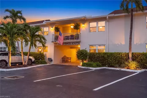 Exterior - 506 Broad Ave S #506, Naples, FL 34102 photo 1 of 9